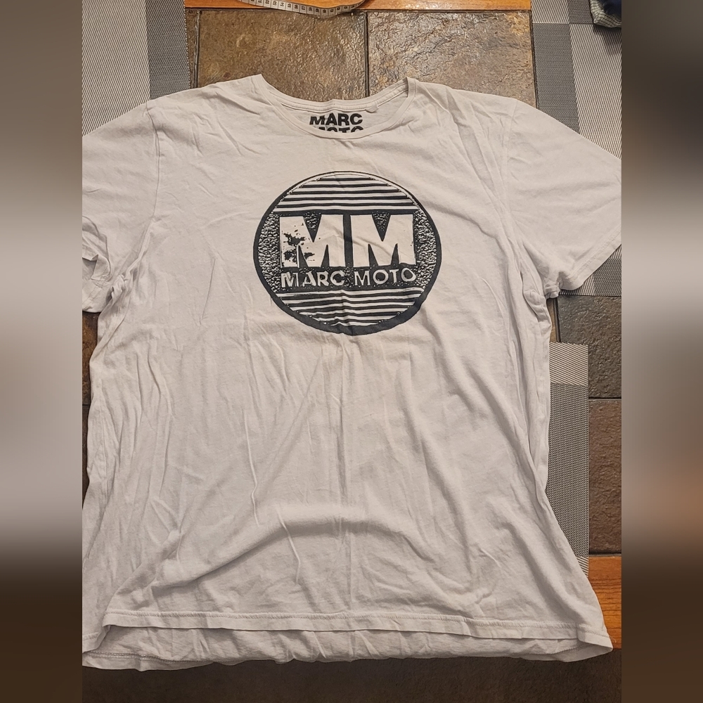 Andrew Marc T-shirt